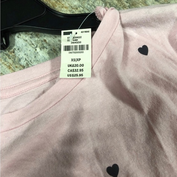 Victoria Secret Pink Crop Tee Size XS - Picture 5 of 5